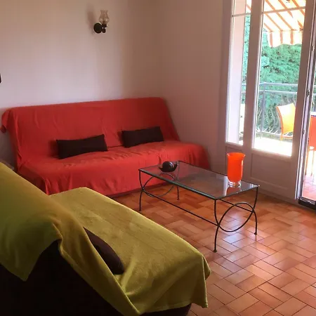 Apartment With 3 Bedrooms In Saint-raphael, With Wonderful Sea View An